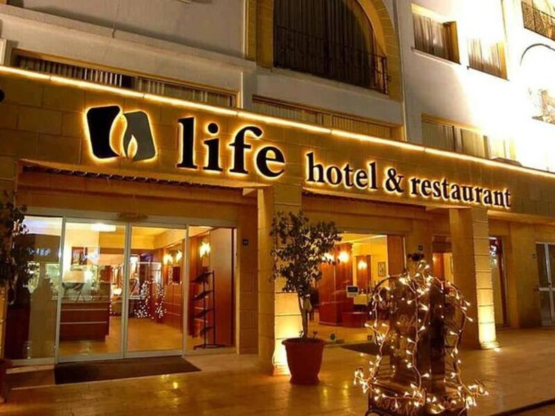 Life Hotel