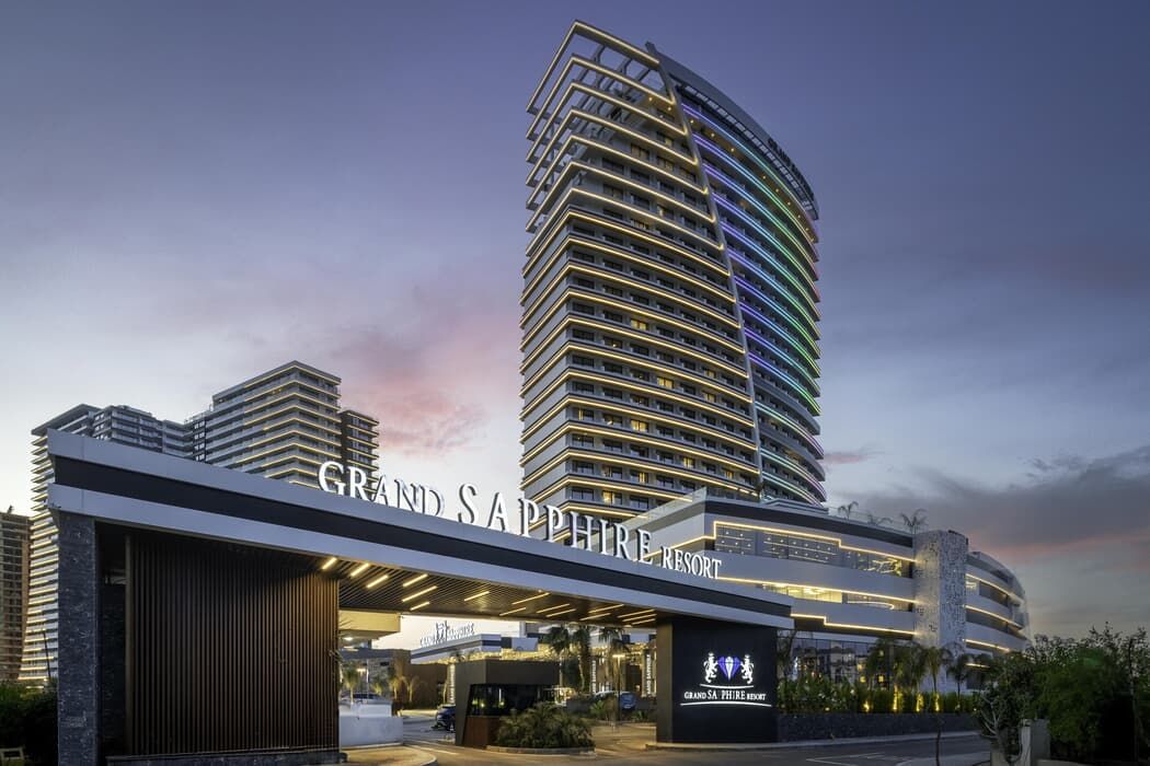 Grand Sapphire Resort