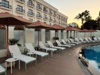 Rocks Hotel