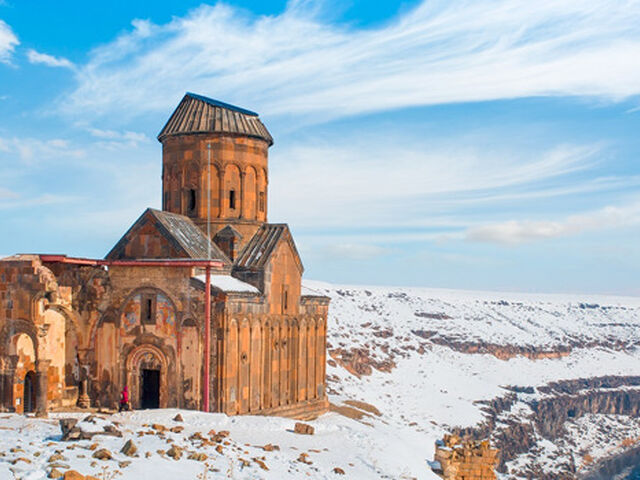 İstanbul Çıkışlı Turistik Doğu Ekspresi Thy Ile Kars Turu 2 Gece Otel 1 Gece Tren Konaklamalı (Ankara-Kars Yönü) Sömestir Özel