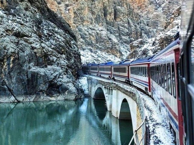 Ankara Çıkışlı Turistik Doğu Ekspresi Ajet Ile Kars Turu 2 Gece Otel 1 Gece Tren Konaklamalı (Ankara-Kars Yönü)