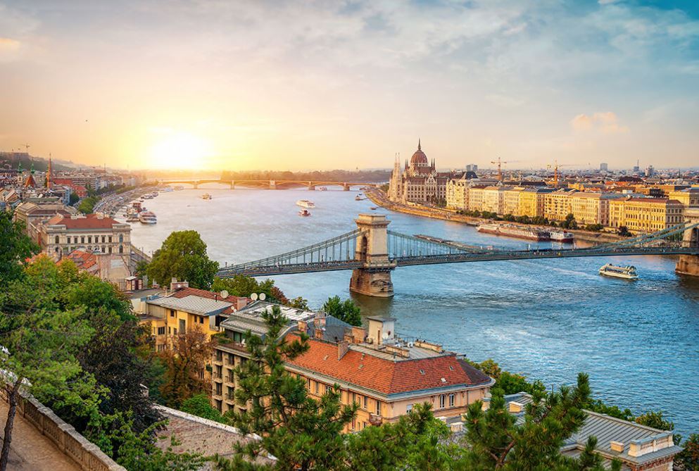 Antalya'dan Direkt Sefer İle Orta Avrupa Turu Rotası