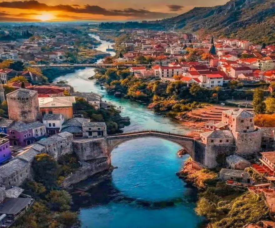 AJet ile Büyük Balkan Turu 5 Ülke Vizesiz PRN-PRN
