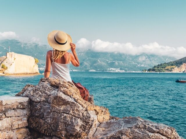 Budva Air Montenegro Hava Yolları Tarifeli Sefer ile 3 Gece 4 Gün *