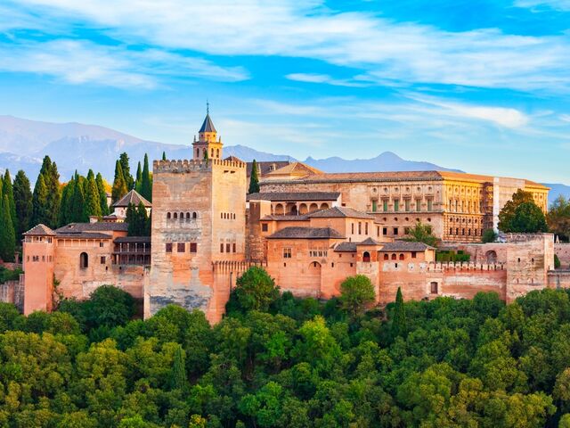 Görkemli İspanya ve Endülüs Şehirleri 2025 Türk Hava Yolları ile 7 Gece * 