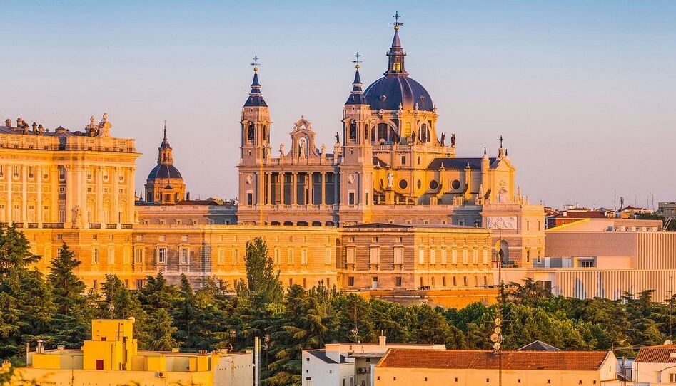 Promo İspanya İkonları Turu Pegasus Havayolları ile 5 Gece 6 Gün (MAD-BCN) IS001 - Sabah Gidiş/ Akşam Dönüş