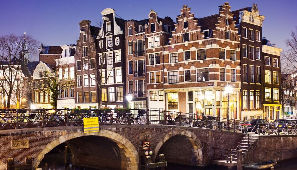 Mega Benelüx & Paris & Colmar & Köln Turu Pegasus Havayolları ile 7 Gece 8 Gün (CRL-CRL) IS001