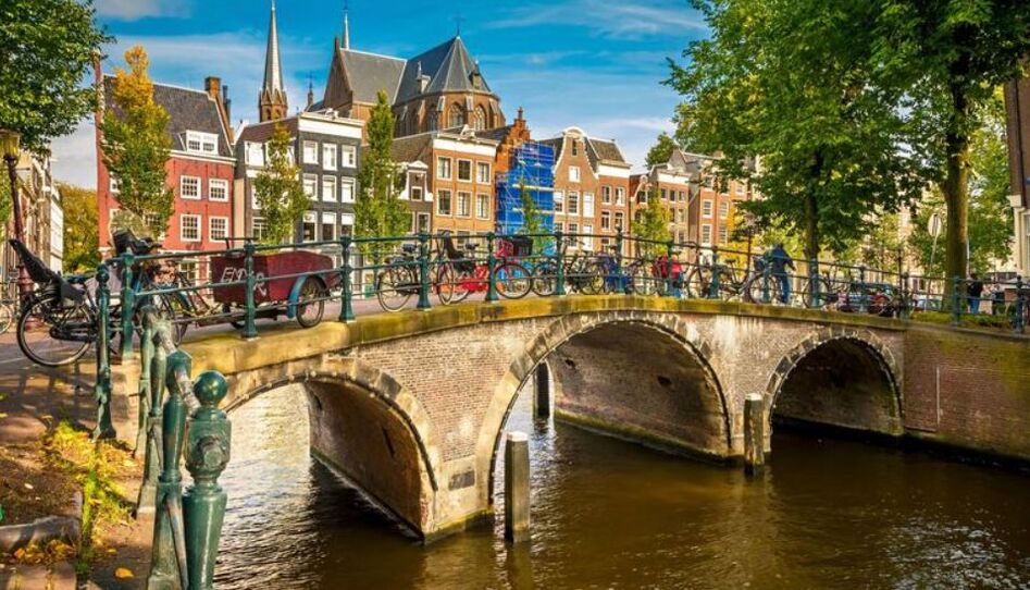 THY ile Grand Paris & Disneyland & Brüksel ve Amsterdam Turu 