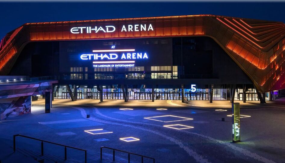 Dubai İkonları Air Arabia İle 3 Gece Megastar Tarkan Konseri Sahne Önü Golden Circle Kategori Bilet Dahil