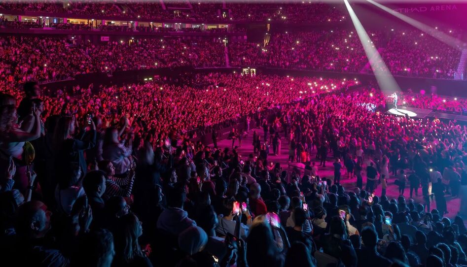 Tarkan Konseri Özel Dubai Turu - Golden Circle ( Sahne Önü )  Bilet Ajet ile 3 gece
