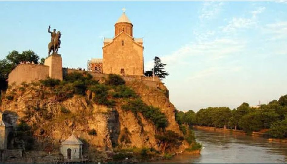 Ajet ile Viva Tiflis Turu
