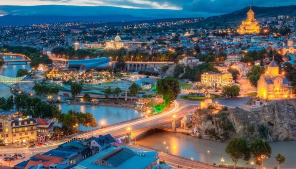 Dolu Dolu Gürcistan Turu Batum ve Tiflis Rotası