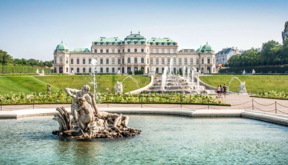 Orta Avrupa Turu Gündüz Ekstra Turları Dahil Ajet HY İle 7 Gece 8 Gün Promosyon (BUD-PRG)