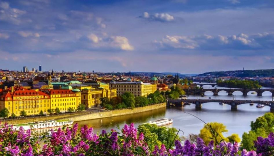 Ankaradan Direk Hareket Görkemli Orta Avrupa Budapeşte & Viyana & Prag 7 Gece - Bratislava Turu Dahil - AJET ile (Vie-Vie) 