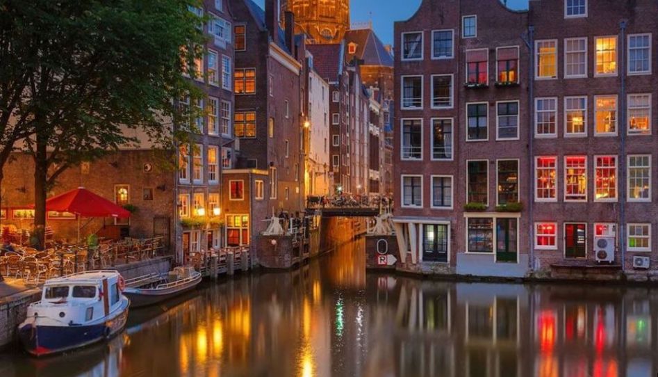Comfort Benelux & Paris & Almanya Turu Pegasus Havayolları 7 Gece 8 Gün