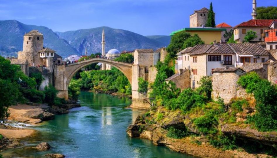 Kosovalı Büyük Balkanlar Turu THY ile Ekstra Turlar ve Akşam Yemekleri Dahil 7 Gece SJJ-TIA