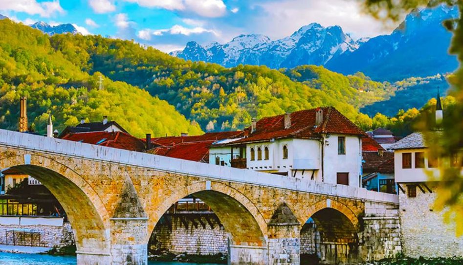 AJet ile Büyük Balkan Turu 5 Ülke Vizesiz PRN-PRN